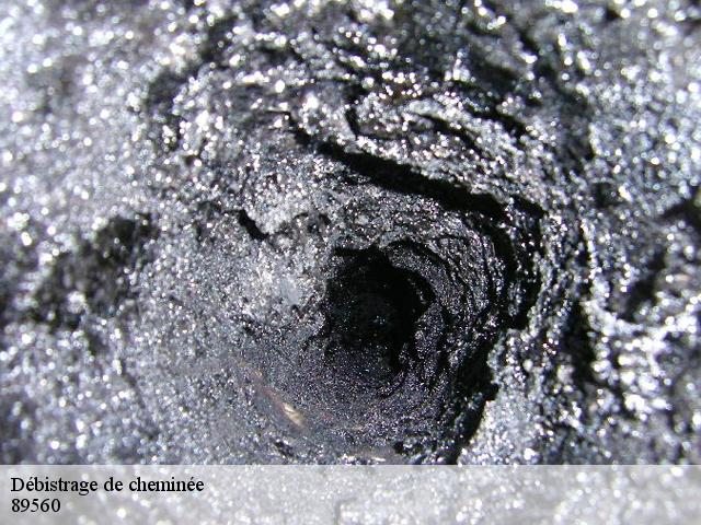 Débistrage de cheminée 89560